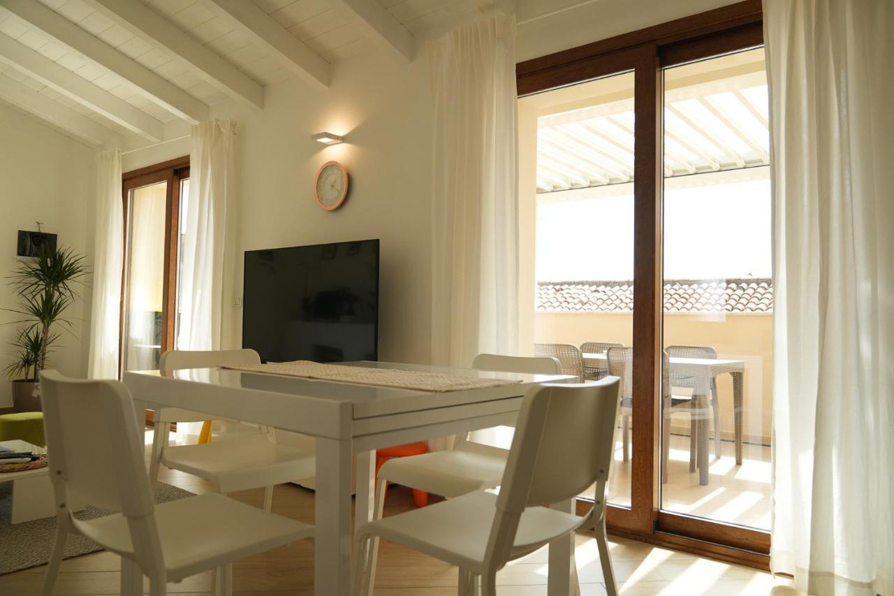 Waterfront Apartment Olbia Extérieur photo