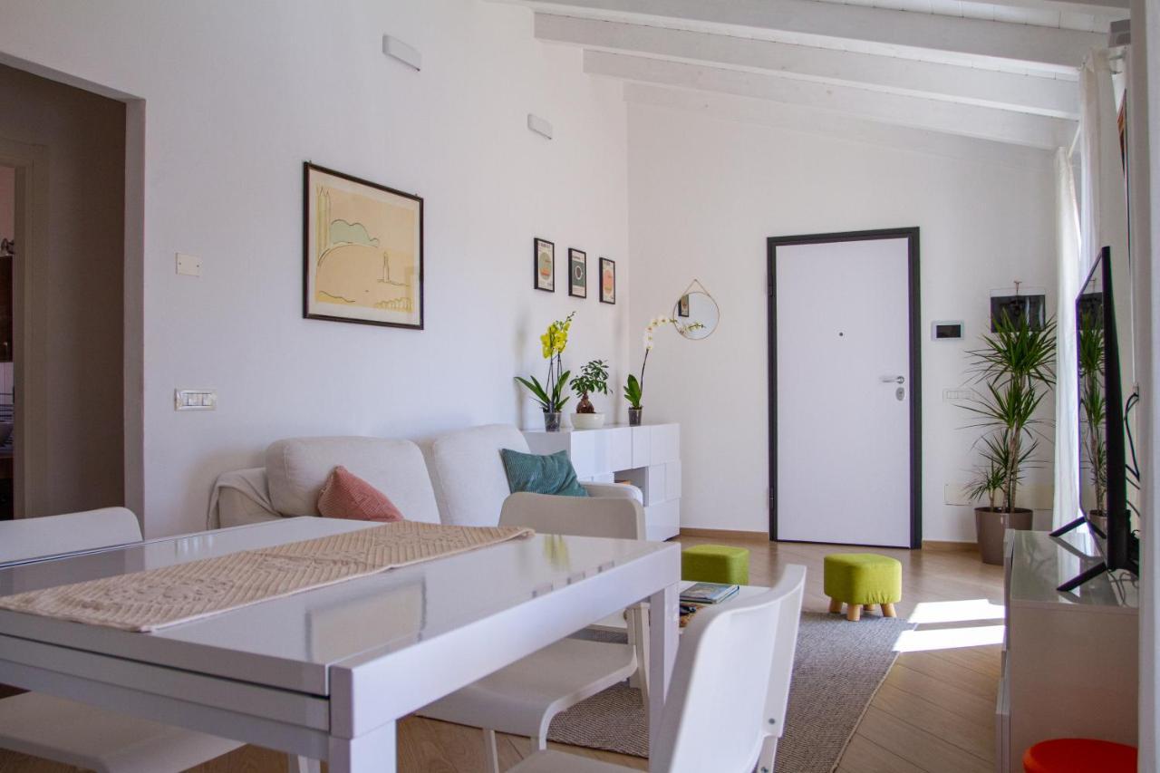 Waterfront Apartment Olbia Extérieur photo
