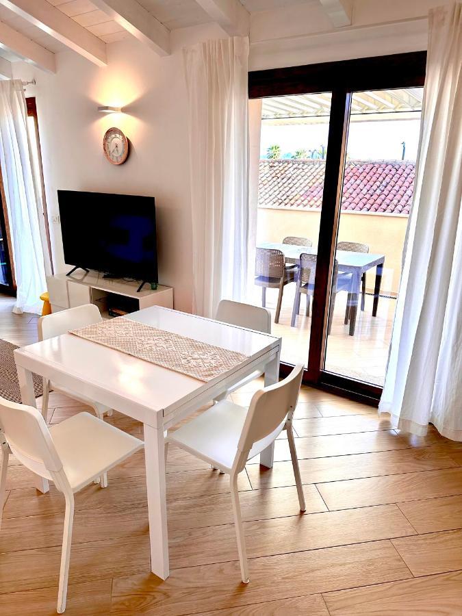 Waterfront Apartment Olbia Extérieur photo